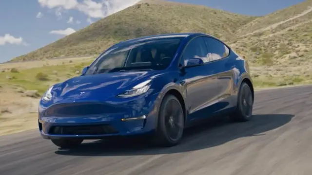 Tesla Bakal Produksi Model Y Varian 6 Penumpang pada 2025